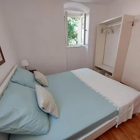 Apartment In Vis Historic Center - Mikula, Ljubica, Toma Exterior photo