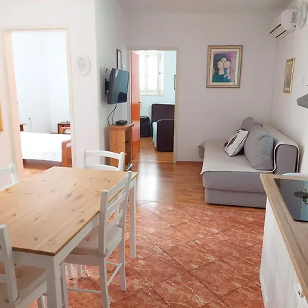 Apartment In Vis Historic Center - Mikula, Ljubica, Toma Exterior photo